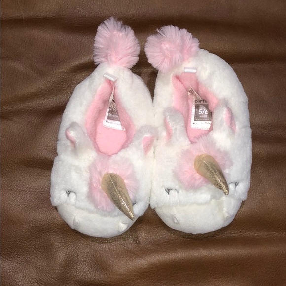 *Toddler* Unicorn slippers - Picture 2 of 3
